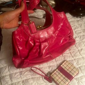 Hot pink patent leather Coach bag with plaid lining, matching wristlet!